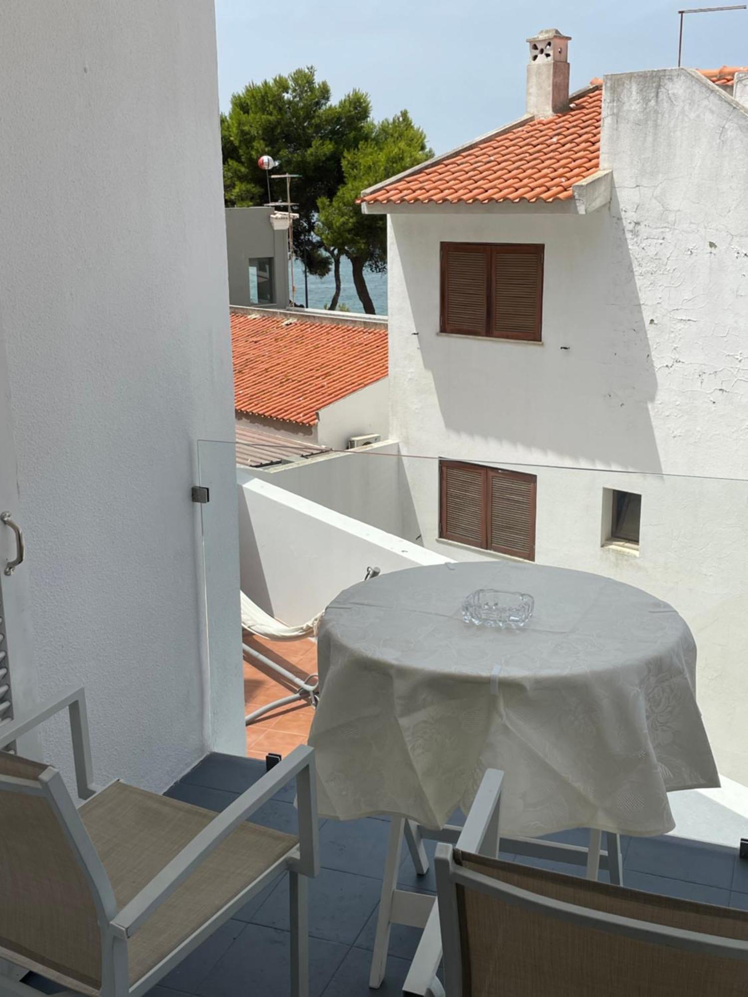 New! Apartment 50 Meters From The Beach Карвоейро Екстериор снимка